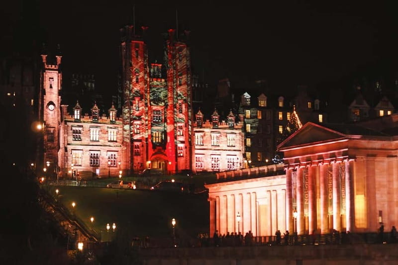 Edinburgh: Hop-On, Hop-Off Bus Tour City & Britannia Combo - Who this City and Britannia combo is best for