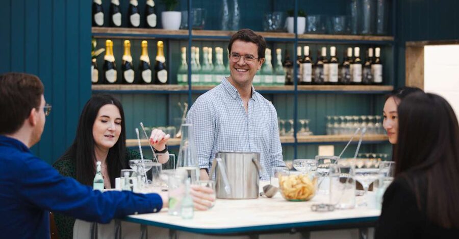 Edinburgh: Lind & Lime Gin Distillery Tour & Tasting - Your 90 minutes: from arrival drinks to a take-home mini bottle