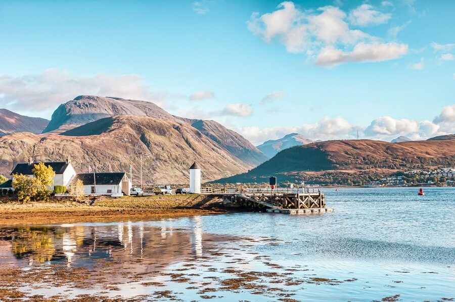 Edinburgh: Loch Ness, Glencoe & the Scottish Highlands Tour - Loch Ness choices: Urquhart Castle, cruises, a walk, or Illicit Whisky