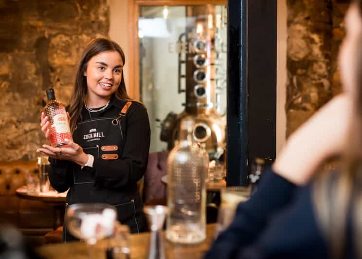 Edinburgh: Love Gin Cocktail Masterclass - The one-hour Bramble Masterclass, from first mix to finished drink