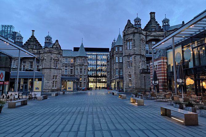 Edinburgh Night Tour with a Local Guide: Private & 100% Personalized - Cowgate, pub-crawl tradition, and live music energy