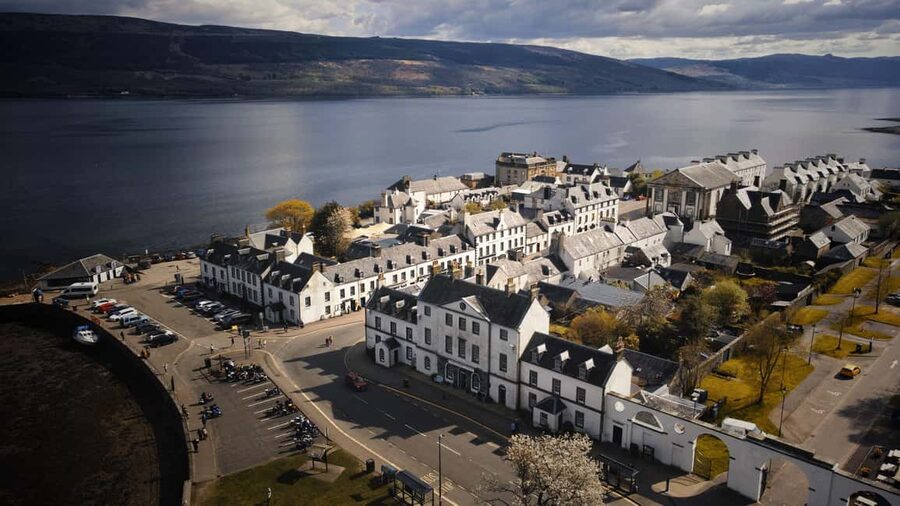 Edinburgh: Oban, Kilchurn Castle & Inveraray Tour in Spanish - Price and Value: What $78 Really Covers