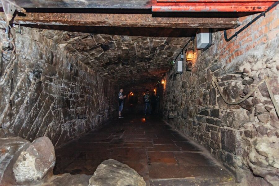 Edinburgh: Old Town and Underground Historical Tour - First Stop: The Old Police Box on the Royal Mile
