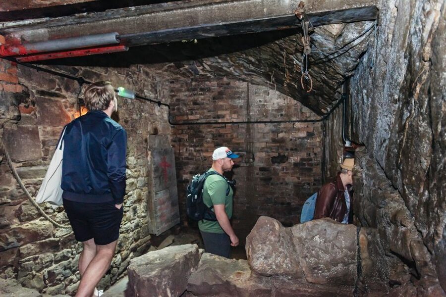 Edinburgh: Old Town and Underground Historical Tour - Literary Edinburgh: Scrooge and the Burial Connection
