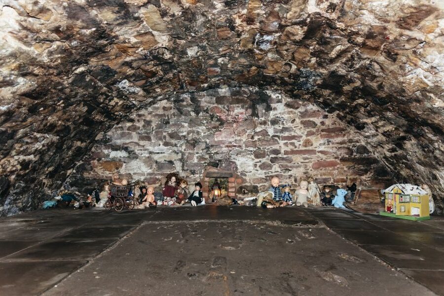 Edinburgh: Old Town and Underground Historical Tour - Guides Make the Difference, and You Will Feel It