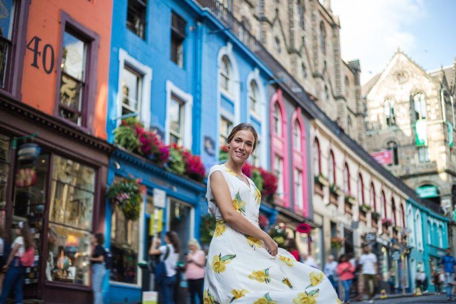 Edinburgh Old Town: Professional Photoshoot & Edited Photos - Timing tips for a 30 to 75 minute session