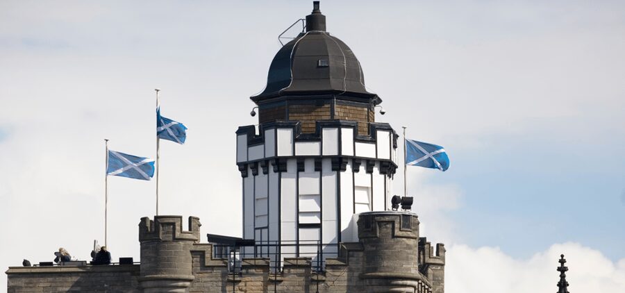 Edinburgh: Old Town Walking Tour with an APP - Calton Hill viewpoint start, then the descent to the Royal Mile