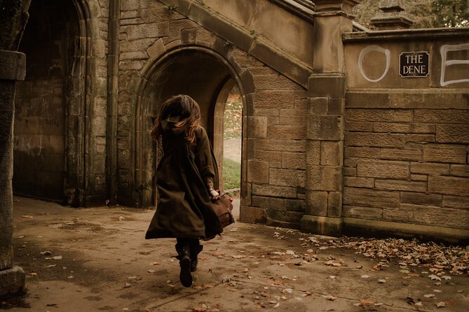 Edinburgh Photo Shoot - capture your memories ! - Price, group size, and timing: what $247.15 covers