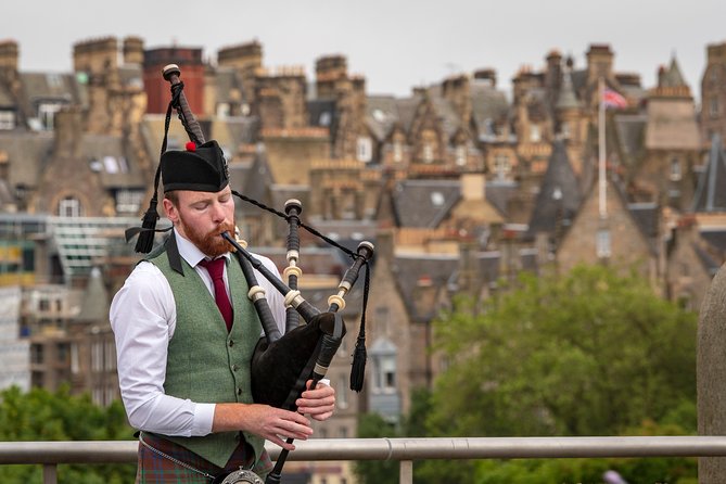 Edinburgh Photography Masterclass - Private Photography Lesson - Golden hour turning into night, without losing your timing