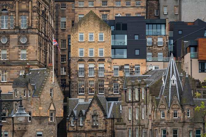 Edinburgh Photography Masterclass - Private Photography Lesson - Night portraits and flash basics, taught for real streets