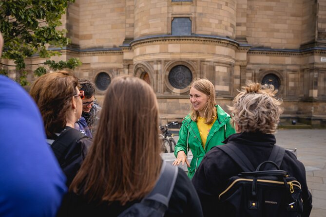 Edinburgh: Pubs & History Walking Tour with Beer Tasting - Why this Edinburgh beer walk works as history and fun