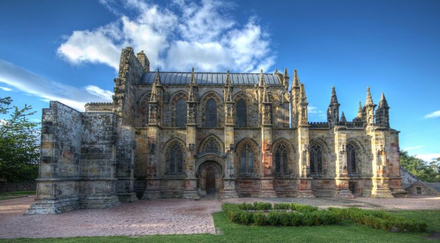 Edinburgh: Rosslyn Chapel, Borders & Glenkinchie Distillery - Glenkinchie Distillery: Lowland whisky, optional tour, and how to get the most from tasting
