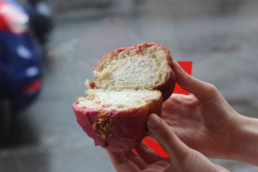 Edinburgh: Royal Mile Donut Tour with Donut Tastings - What You Learn Along the Way, and Why It Changes the Walk
