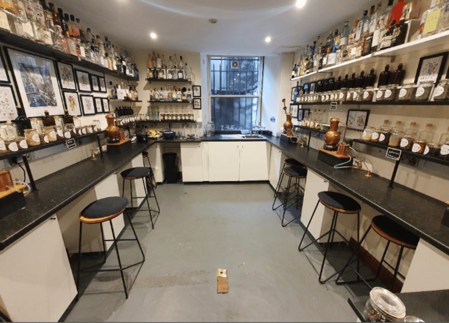 Edinburgh: Rum Distillation Workshop with Rum Tasting - Distilling and building a bespoke 500ml bottle you can take home