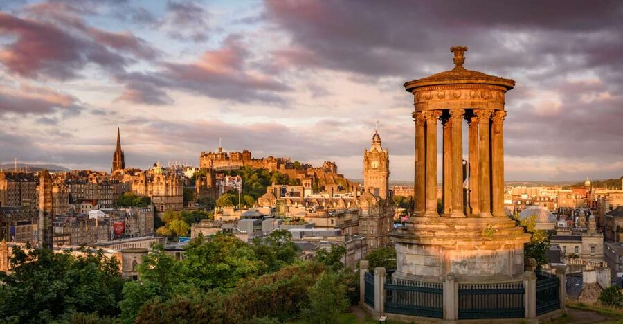 Edinburgh's Hidden Treasures Black Taxi Tour - Quick Hits: What Makes This Taxi Tour Work