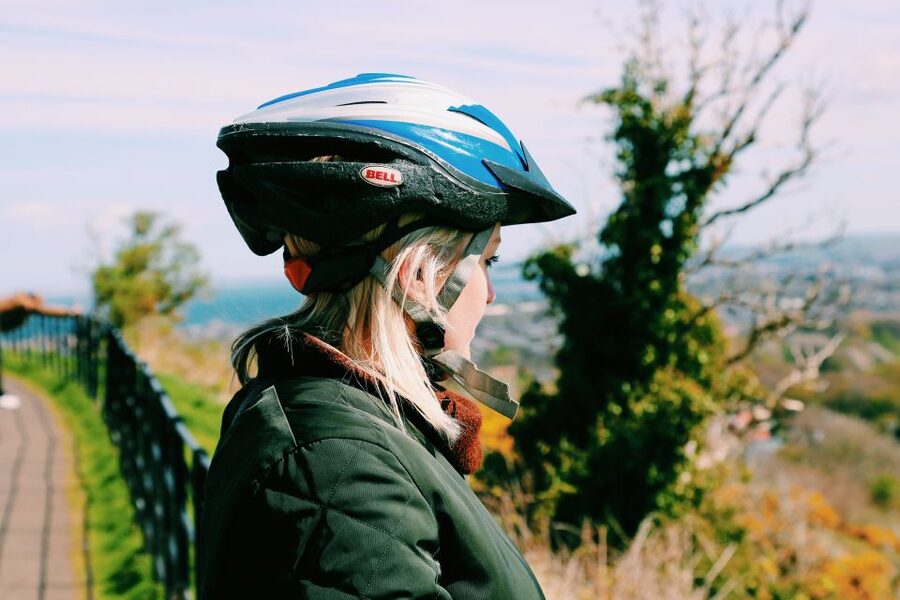 Edinburgh: Scenic Bike Tour - From 29 Blackfriars Street to the new Scottish Parliament
