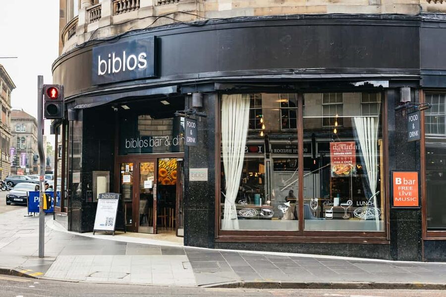 Edinburgh: Scottish Dinner and Folk Music Experience - FAQ