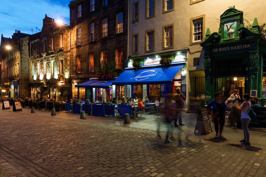 Edinburgh: Scottish Whisky Tasting with a Local Expert - Four drams done right, not rushed