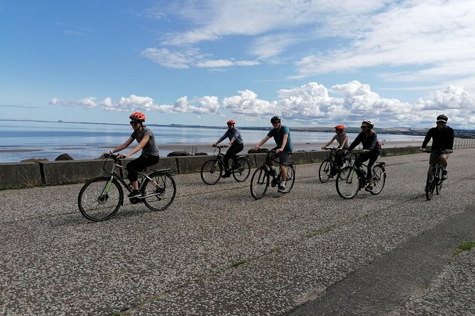 Edinburgh Sky to Sea Bike or E-Bike Tour with Transfer by TBC - Included gear, what you carry, and how to stay comfortable