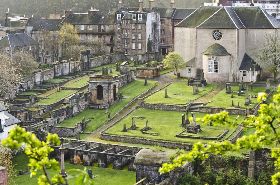 Edinburgh: The Dark Side Walking Tour - Key takeaways before you go