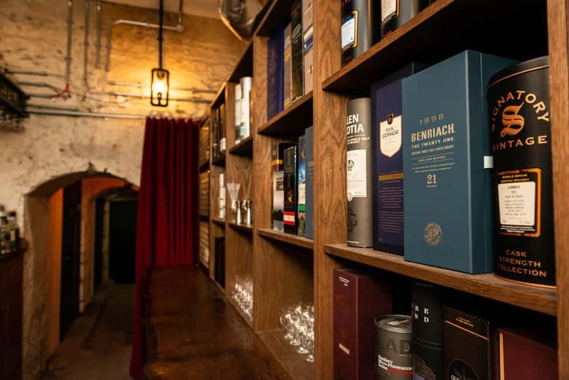 Edinburgh: The Lost Close Underground Scotch Whiskey Tasting - Stop 3: 70 minutes of Scotch tasting across regions