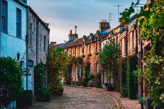 Edinburgh Tour Half Day - Why the pickup and comfortable car matter more than you think