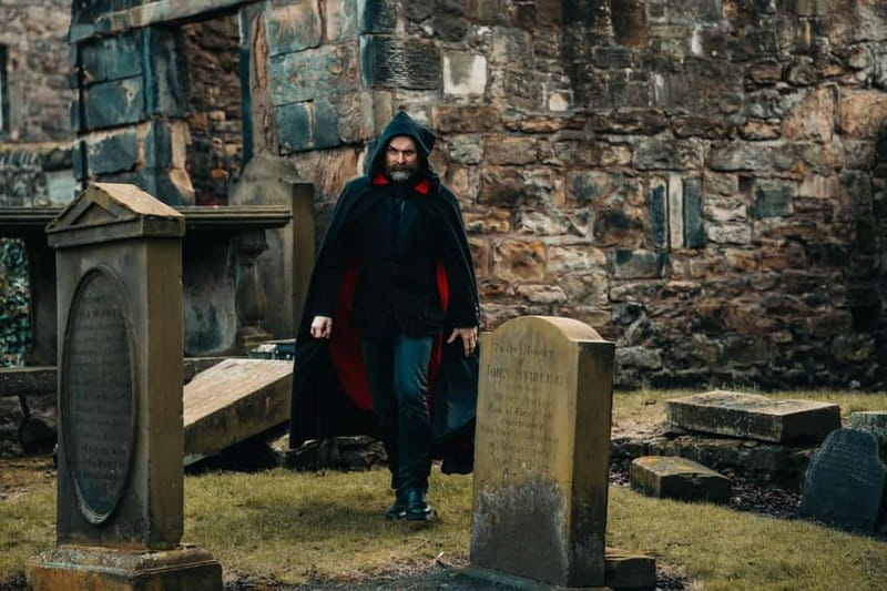 Edinburgh: Underground Vaults and Graveyard Evening Tour - Key things to know before you go