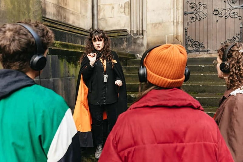 Edinburgh: Underground Vaults Evening Ghost Tour with Whisky - The second vault stretch and what it adds