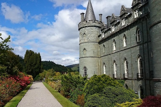 Edinburgh: West Highland Lochs, Mountains & Castles - Inveraray Castle and Gardens: The One Stop Where Opening Hours Matter
