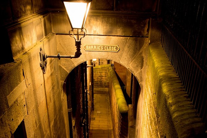 Edinburgh: Witches & Haunted History Walking Tour - St. Giles Cathedral and the Royal Mile framing: why the story starts here