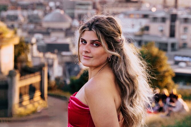 Elegant Professional Private Photoshoot Tour in Edinburgh - What makes the photos feel natural: direction without making it awkward