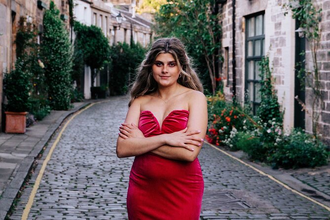 Elegant Professional Private Photoshoot Tour in Edinburgh - Getting there, comfort tips, and staying ready for a smooth 2-hour walk