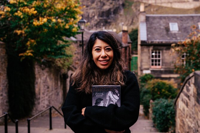Enchanted Professional Private Photoshoot Tour in Edinburgh - What to bring, what to wear, and how to get better photos fast