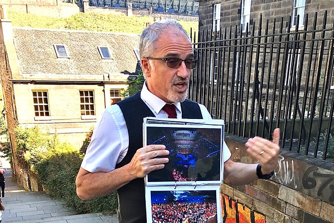 Essential Walking Tour of Edinburgh's Old Town - The Museum of Edinburgh: free entry that makes the Old Town feel real