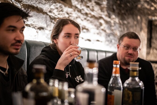 Evolution of Gin and Underground Gin Tasting in Edinburgh | 1hr - The Lost Close vault: a former bank and prison