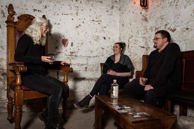 Evolution of Gin and Underground Gin Tasting in Edinburgh | 1hr - Four gins, mixed to your tastes