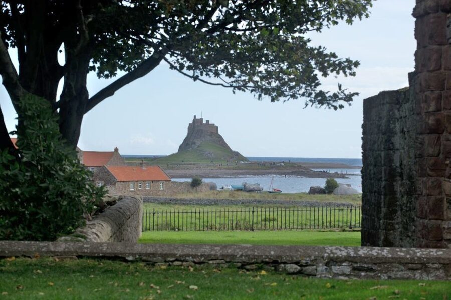 From Edinburg: Viking Coast & Alnwick Castle Day Tour - Lindisfarne Castle and the Priory: quick sights with big cultural meaning