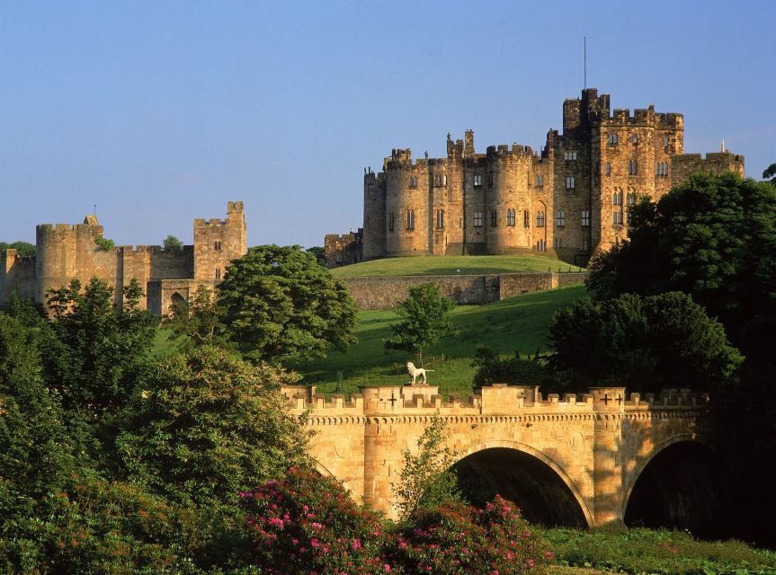 From Edinburg: Viking Coast & Alnwick Castle Day Tour - Harry Spotter Tours and the castle entertainment you can actually use
