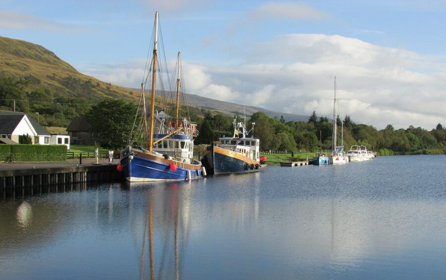 From Edinburgh: 2-Day Loch Ness, Inverness & Highlands Tour - Glencoe Walk and the MacDonald clan story you cannot un-know