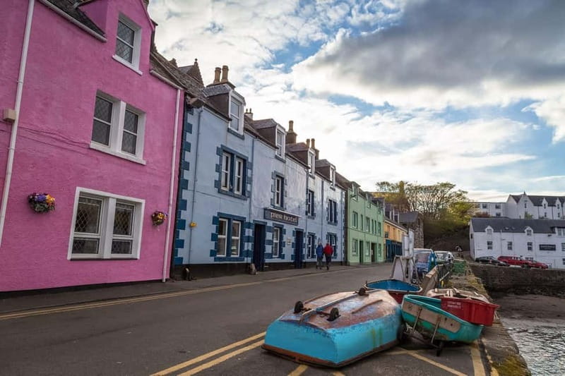 From Edinburgh: 6-Day Isle of Skye and Hebridean Hopper Tour - Day 5: Kilt Rock, Old Man of Storr, the Quiraing, and Eilean Donan