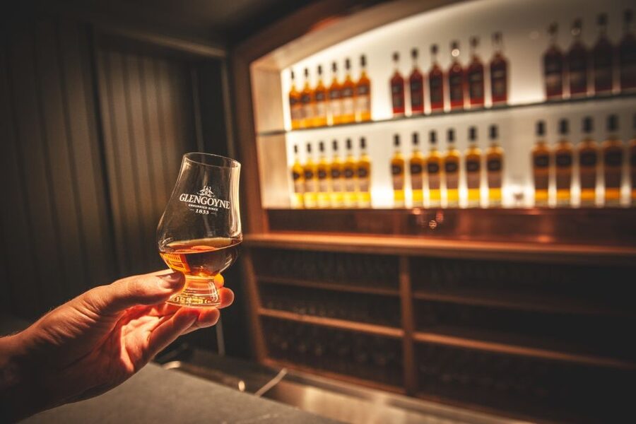 From Edinburgh: Discovering Malt Whisky Day Tour with Entry - Why this whisky day trip makes sense from Edinburgh