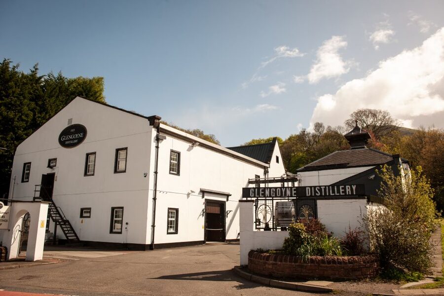 From Edinburgh: Discovering Malt Whisky Day Tour with Entry - Deanston Distillery: cotton-mill whisky with a different kind of character
