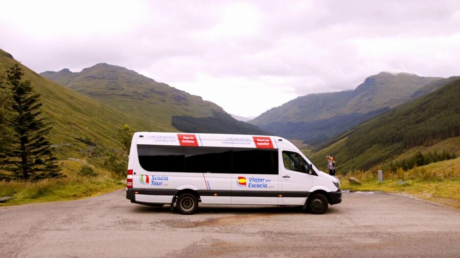 From Edinburgh: Glamis and Dunnottar Castles Tour in Spanish - FAQ