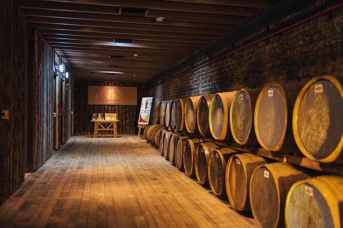 From Edinburgh: Glenkinchie Distillery & Whisky Experience - St Andrew Square pickup, then straight out toward East Lothian