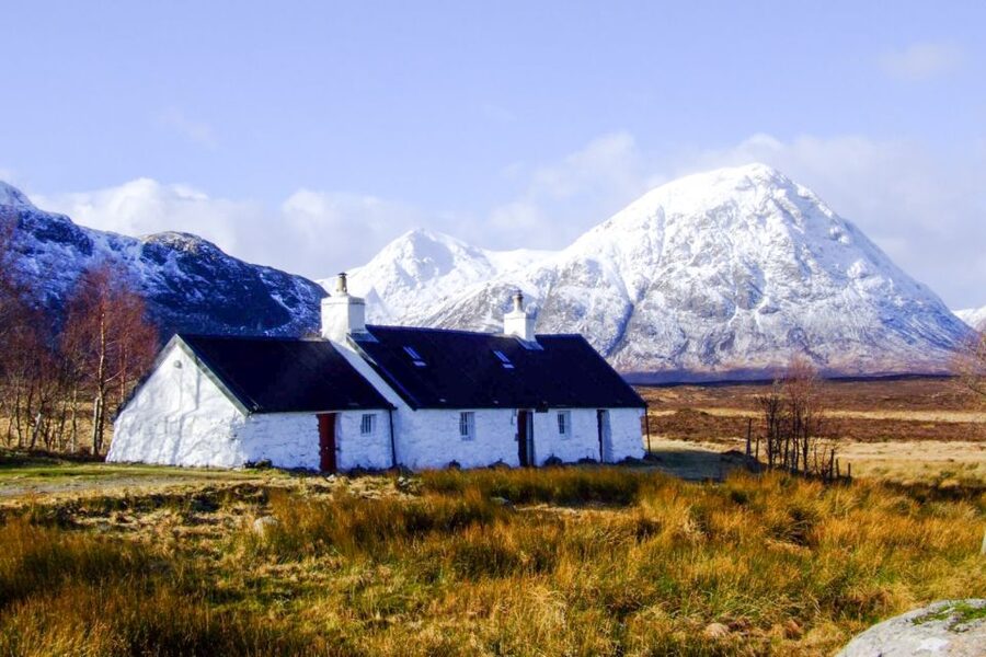 From Edinburgh: Isle of Skye 3-Day Tour with Accommodation - Eilean Donan Castle and the road into Skye’s coast