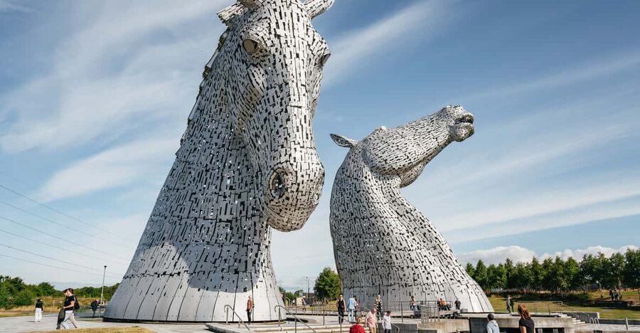 From Edinburgh: Loch Lomond, Stirling Castle & Kelpies Tour - A 9-hour Scotland sampler with a sensible pace