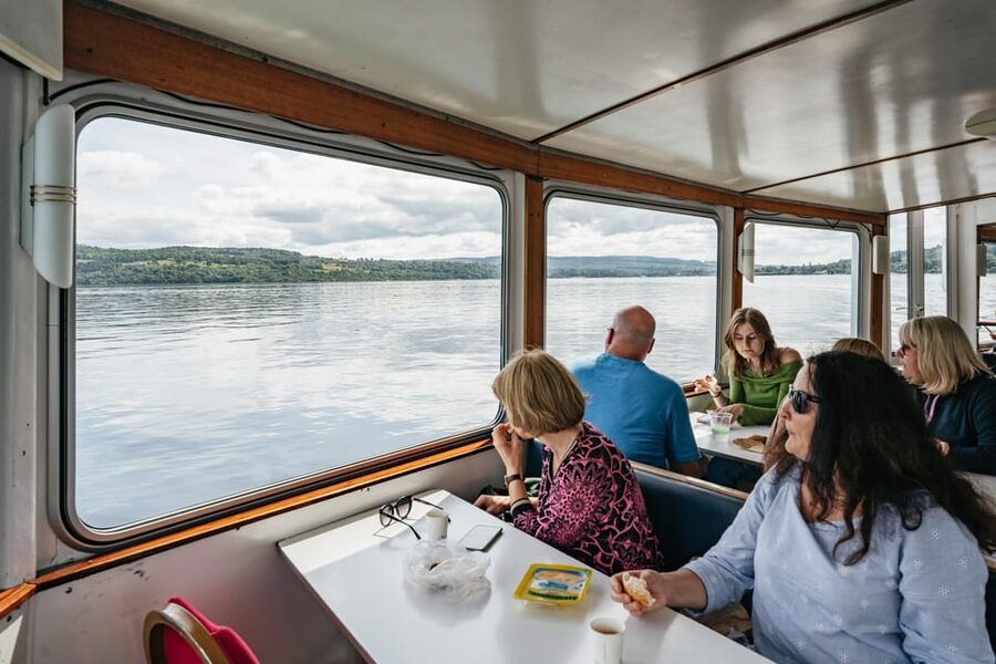 From Edinburgh: Loch Lomond, Stirling Castle & Kelpies Tour - The return route and the South Queensferry photo stop