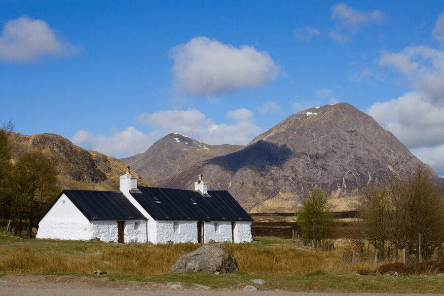 From Edinburgh: Loch Ness, Glencoe, and the Highlands Tour - From Waterloo Place to Stirling and Callander Break Time