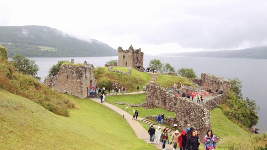 From Edinburgh: Loch Ness & Inverness Tour in Spanish - The pacing tradeoff: what you gain, what you give up