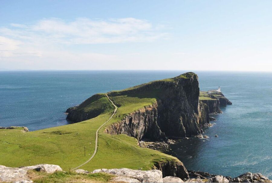 From Edinburgh: Outer Hebrides & Isle of Skye 6-Day Tour - Day 4 Harris: Luskentyre Sands and Harris Tweed Country